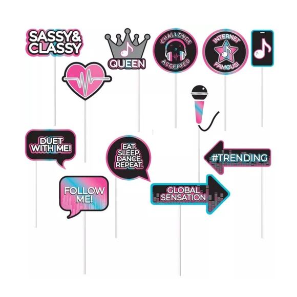 Ultimate Internet Famous Scene Setters Kids Birthday Photo Backdrop with Props - Picture 2 of 3